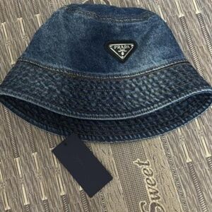 Prada | Accessories | Nwt Prada Logo Bucket Hat Purple  display picture 2
